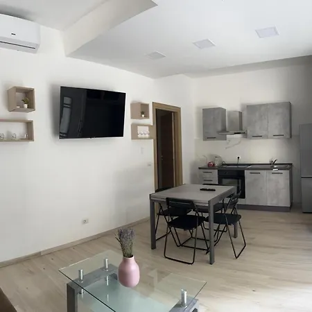 Villa Milano Apt. n. 1-2